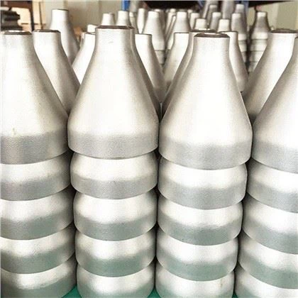 Cad é Úsáid Comhla Liathróid i Pluiméireachta?